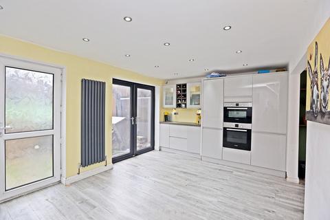 44 Carlton Crescent, Beddau, Pontypridd, CF38 2RS