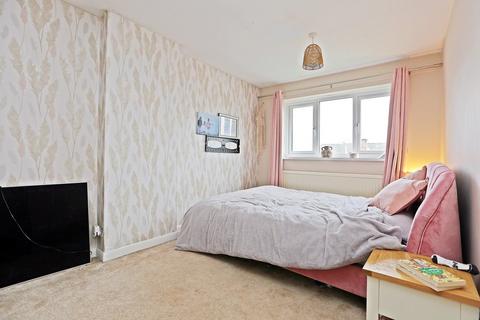 44 Carlton Crescent, Beddau, Pontypridd, CF38 2RS