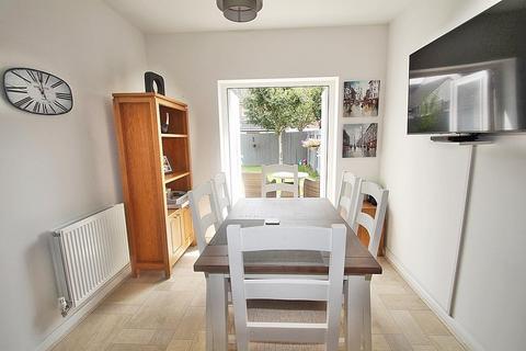 54 Alexon Way, Hawthorn, Pontypridd, CF37 5BN