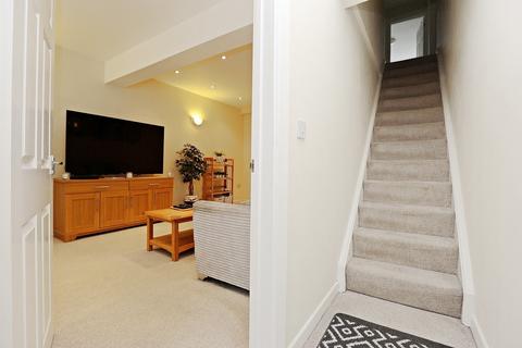 4 bedroom end of terrace house for sale, Kirkhouse Street, Pontypridd CF37