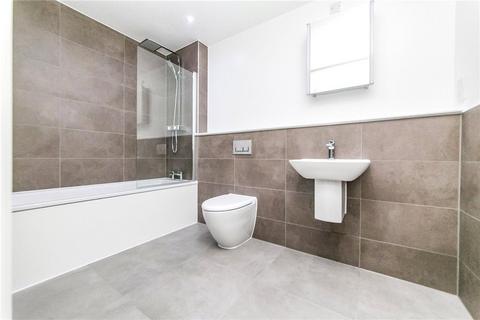 2 bedroom apartment for sale, Beaumont Court, Victoria Avenue, Southend-on-Sea, Essex