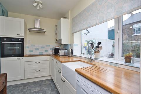 2 bedroom terraced house for sale, York Road, Walmer, CT14