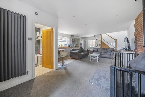 Winton Botley Road, West End, Southampton, SO30 3HA