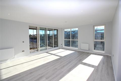 2 bedroom apartment to rent, Radford Way, CM12