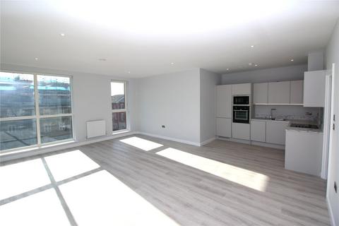 2 bedroom apartment to rent, Radford Way, CM12