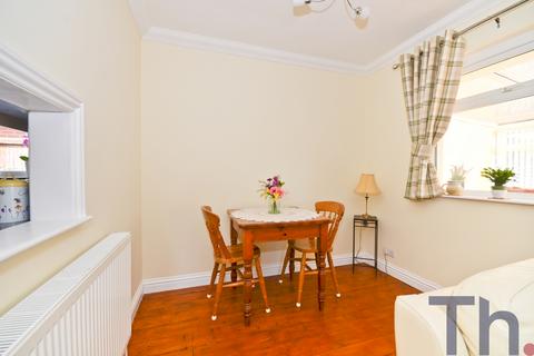 2 bedroom detached bungalow for sale, Sandown PO36