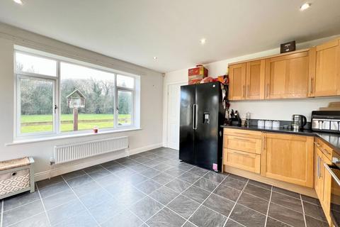 Wood Cottage Common Road, Barkston Ash, Tadcaster, LS24 9PQ