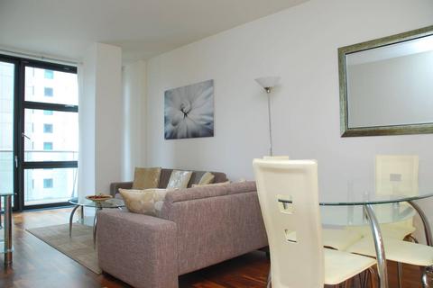 2 bedroom flat to rent, Discovery Dock West, Canary Wharf, London, E14