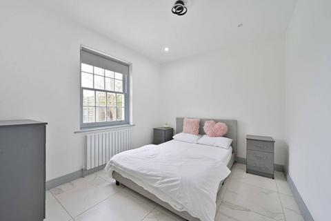 3 bedroom end of terrace house for sale, Henty Walk, Putney, London, SW15