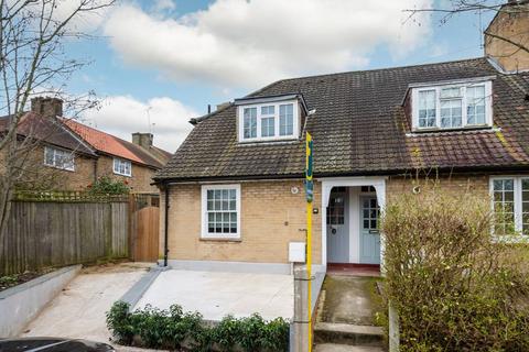 24 Henty Walk, London, SW15 5AG