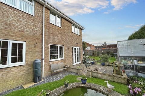 45 White Horse Way, Westbury, BA13 3AH