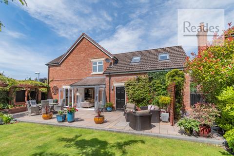 5 bedroom detached house for sale, Priory Close, Hawarden CH5 3