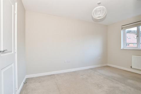 8 Germander Avenue, Halling, Rochester, ME2 1FR