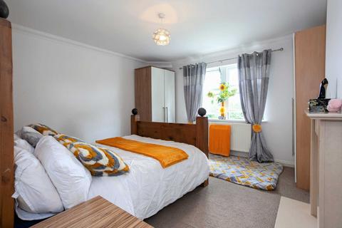 48 Cragg Road, Chadderton, Oldham, OL1 2RZ