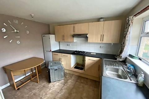 30b Farm Road, Neath, SA11 2TA