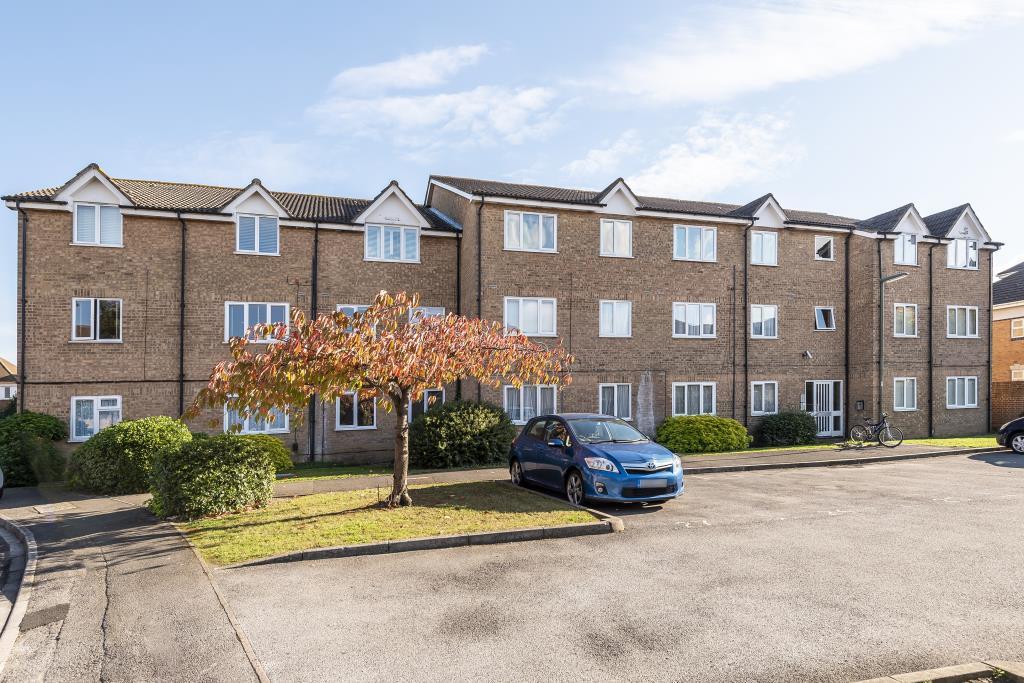 SunburyonThames, Surrey, TW16 Studio for sale £155,000