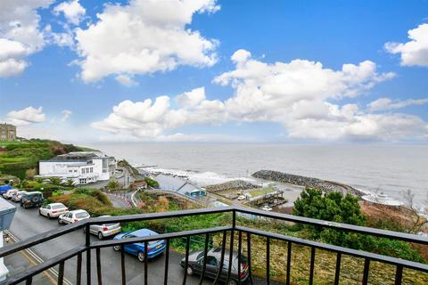 2 bedroom flat for sale, Hambrough Road, Ventnor, Isle of Wight