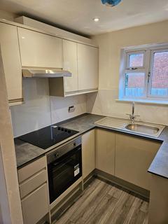1 bedroom terraced house to rent - Fallowfield, Sittingbourne, Kent, ME10