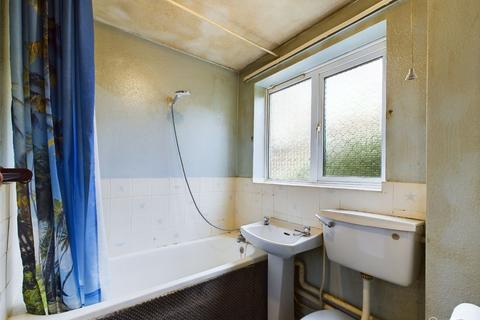 7 Ambleside Gardens, South Croydon, CR2 8SE