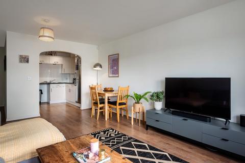 2 bedroom flat for sale - The Archway, Little Hallfield Road, York, YO31