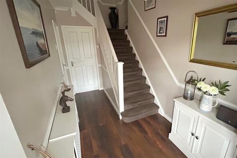 3 Cranbourne Grove, North Shields, NE30 3NB