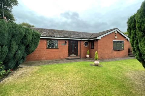 4 bedroom detached bungalow for sale, Nordens Drive, Oldham OL9