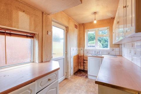 14 Arrow Road South, Redditch, B98 8NX