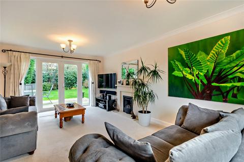 10 Thurston Gate, Peterborough, PE3 6SX