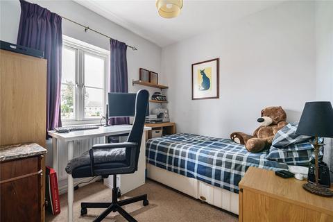 2 Luker Drive, Petersfield, GU31 4SN