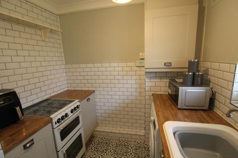 1 bedroom ground floor maisonette to rent - Burns Way, Hutton, Brentwood, Essex, CM13
