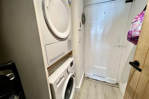 3 Newcause, Buckfastleigh, TQ11 0AZ