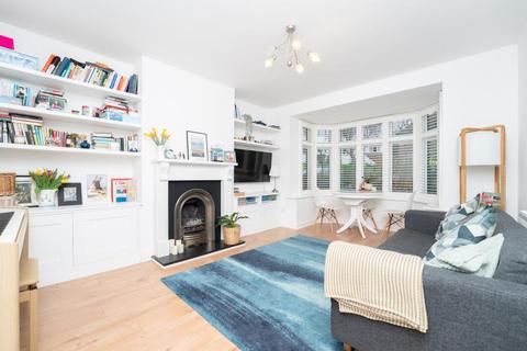 35 Sandall Close, London, W5 1JF
