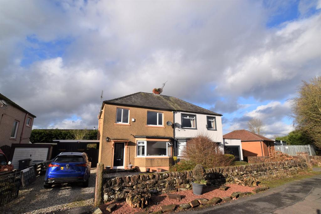 37 Tinwald Downs Road, Heathhall, Dumfries, DG1 1TS 3 bed semidetached