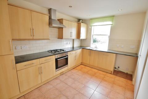 3 bedroom townhouse to rent, Weaver Grove, Winsford