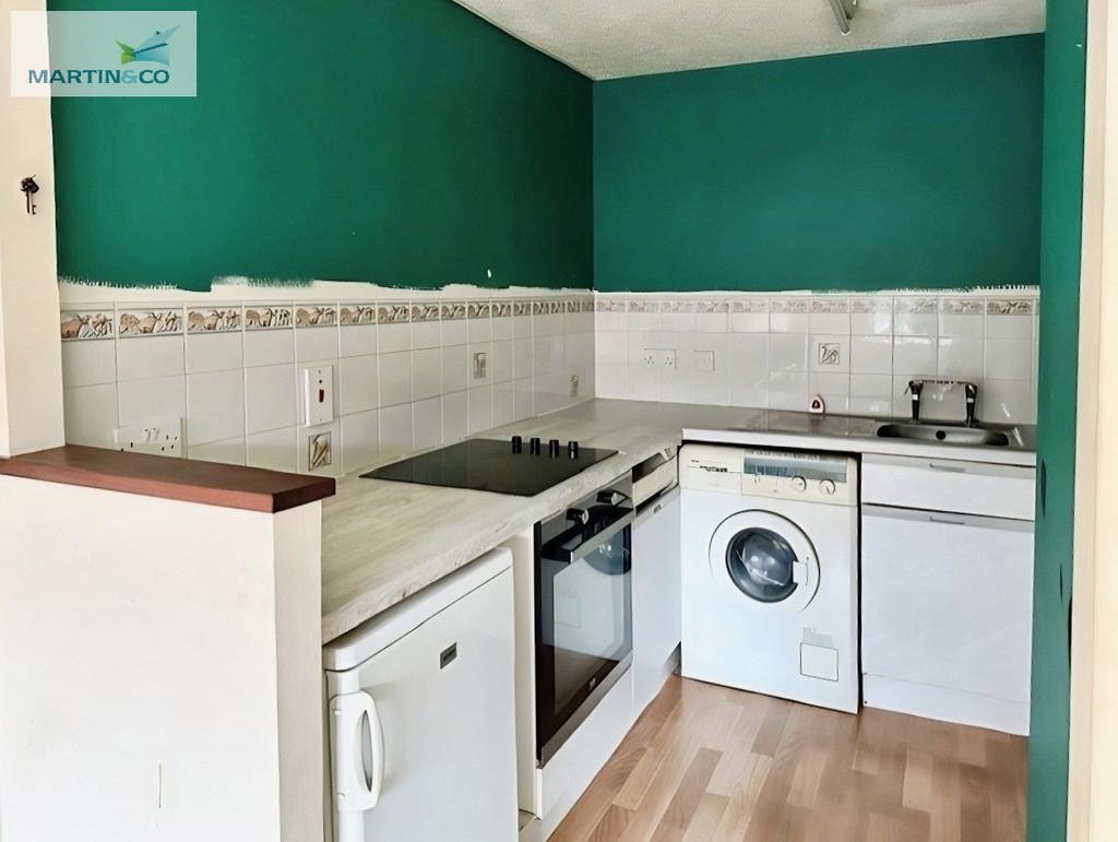 07d8c3aa-Parklands 20kitchen (1)