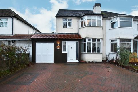 4 bedroom semi-detached house for sale, Stanway Road, Shirley
