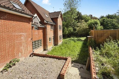 6 bedroom detached house for sale, Lower Road, Bratton