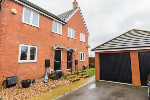 39 Chimney Crescent, Irthlingborough, Wellingborough, NN9 5WF
