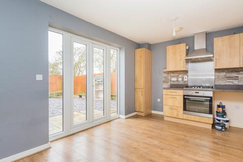 39 Chimney Crescent, Irthlingborough, Wellingborough, NN9 5WF