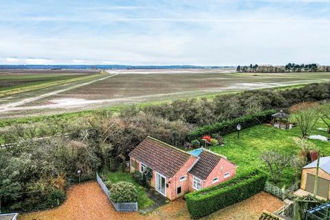 2 bedroom detached bungalow for sale, Snettisham