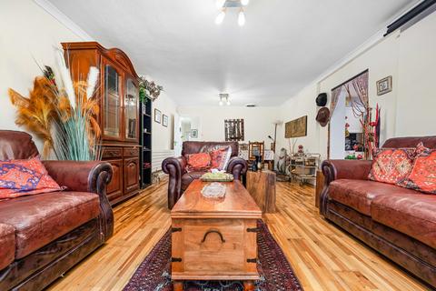 5 bedroom detached bungalow for sale, Heol Y Deri, Rhiwbina, Cardiff