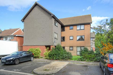 104 Ryeland Close, Yiewsley, West Drayton, UB7 8AX
