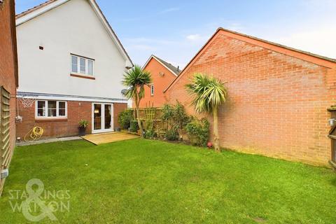 3 bedroom link detached house for sale, Springfield Chase, Long Stratton, Norwich