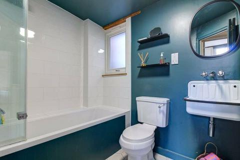 Christmas Cottage, 23b Berkeley Road, Tunbridge Wells, TN1 1YR