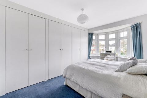 327 Green Lane, London, SE9 3TD
