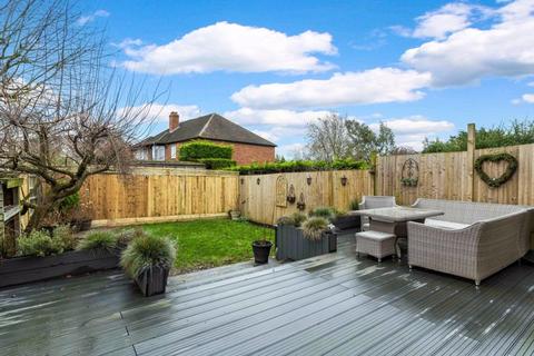 327 Green Lane, London, SE9 3TD
