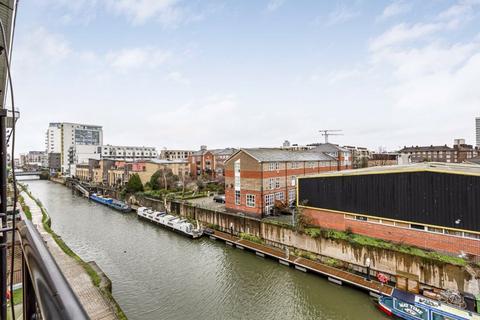 45 Locksons Close, London, E14 6BH