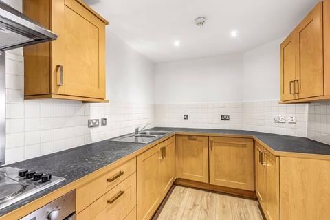 45 Locksons Close, London, E14 6BH