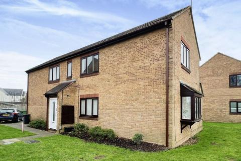 1 bedroom flat for sale, Erin Court, Swindon, SN1 4NS