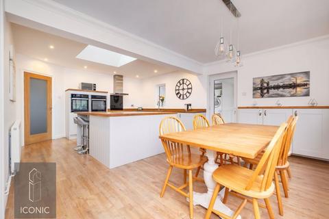 23 Meadow Way, Norwich, NR6 5NN